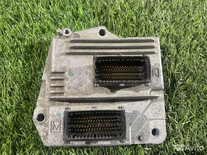 Блок управления двигателем Opel Astra H