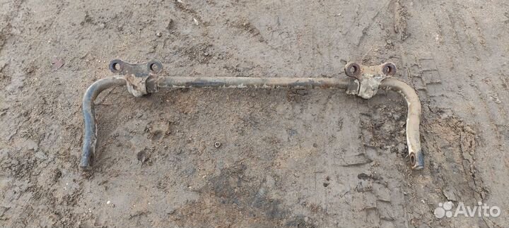 Стабилизатор переднего моста Volvo FH13