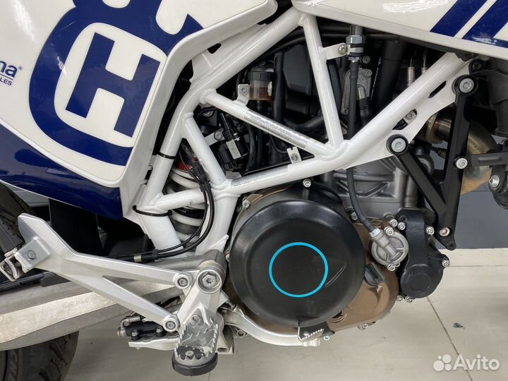 Мотоцикл husqvarna supermoto 701 2017г.в