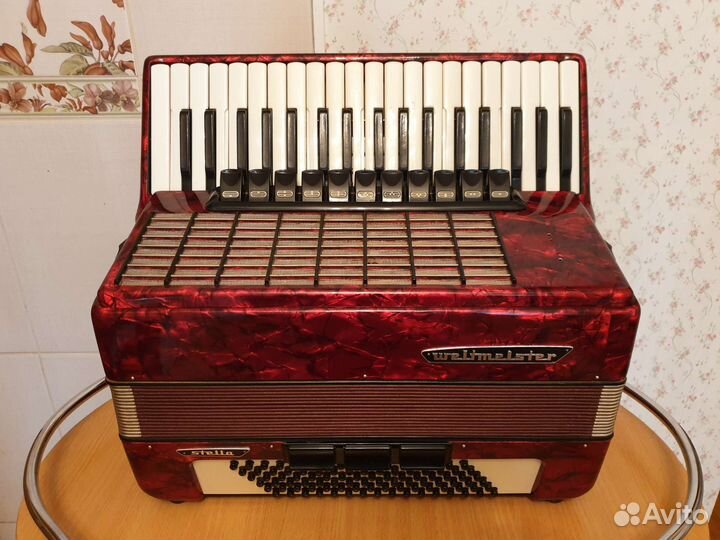 Аккордеон Weltmeister Stella. Размер 7/8. Видео