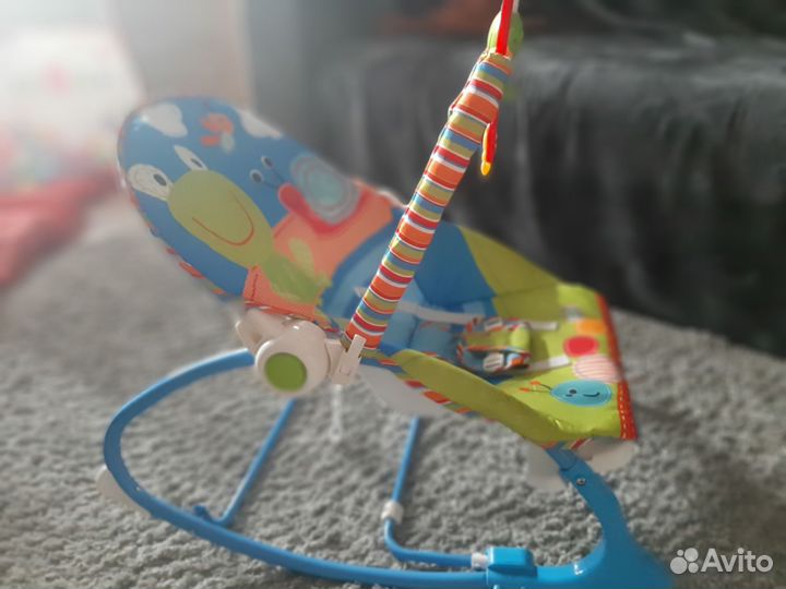 Шезлонг детский с вибрацией