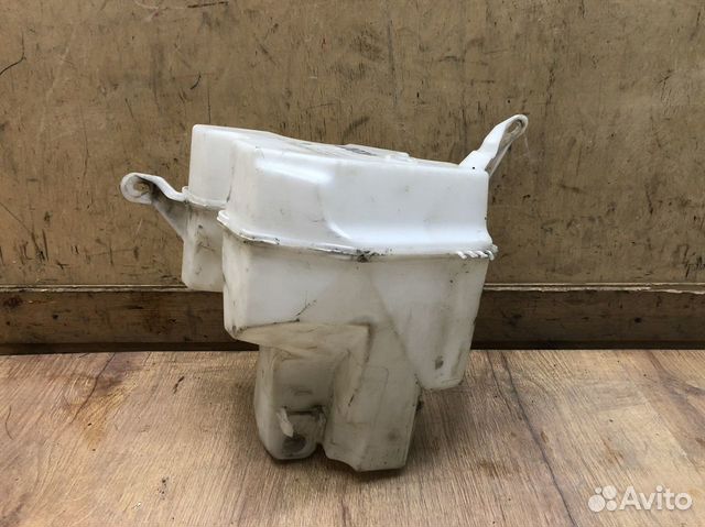 Бачок омывателя Volvo XC70 Cross Country 2007-2016