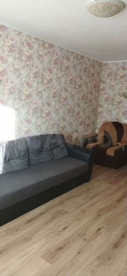 2-к. квартира, 49 м², 1/5 эт.