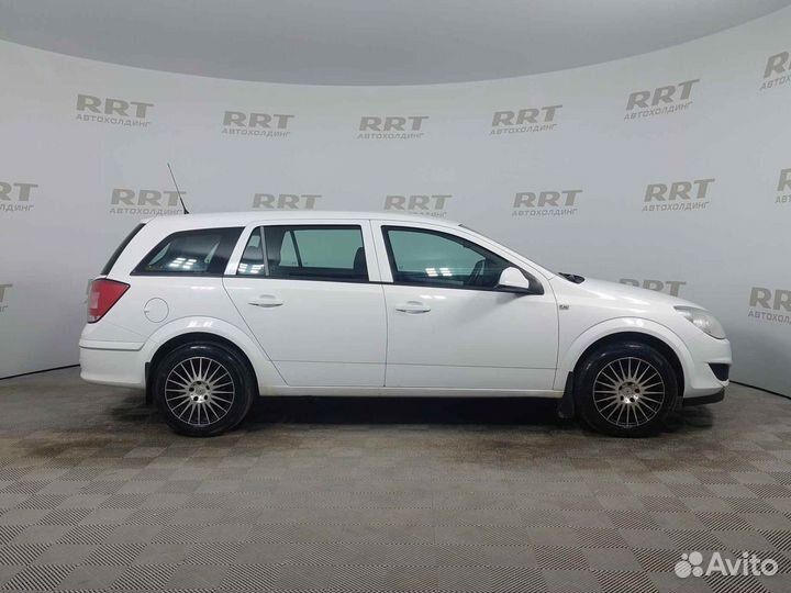 Opel Astra 1.8 МТ, 2012, 300 153 км