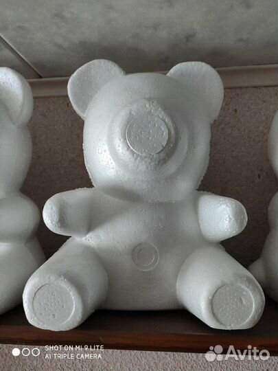 Медведь из пенопласта