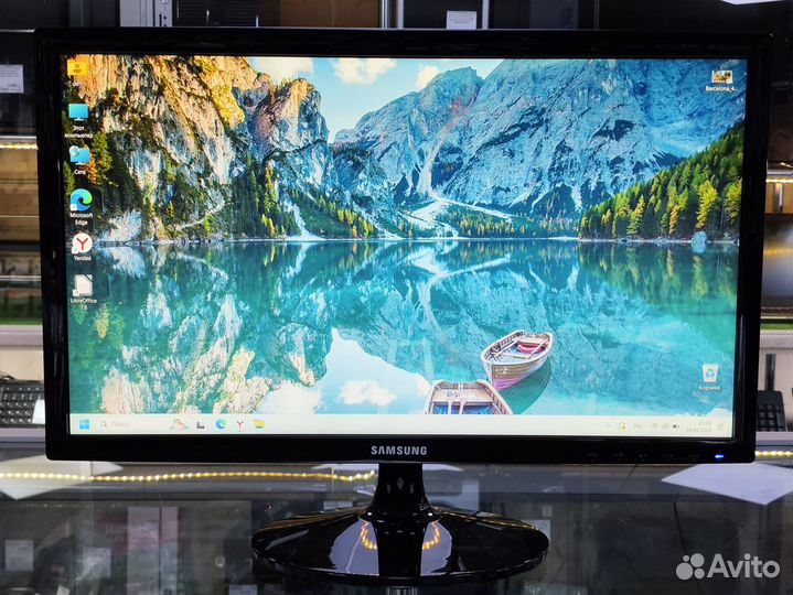 Монитор 21.5 Samsung S22D300HY VGA, hdmi