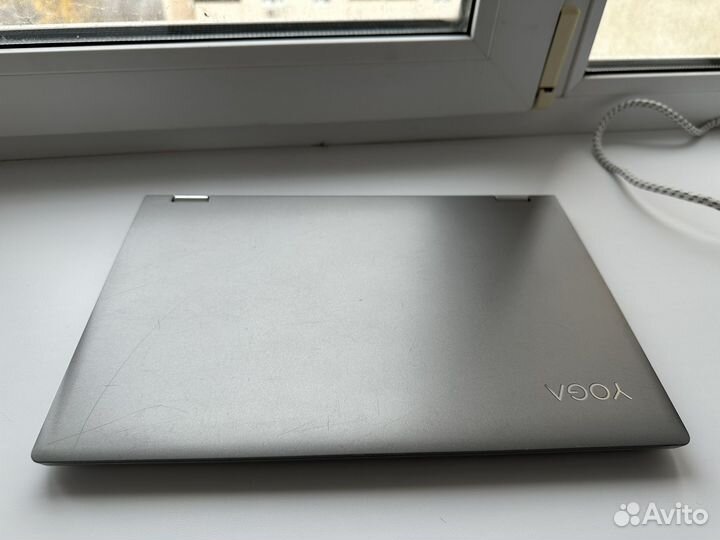 Lenovo yoga 530-14ikb