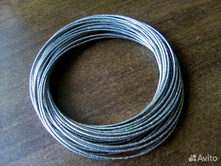 Брошь, браслеты