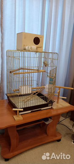 Клетка для среднего попугая бу