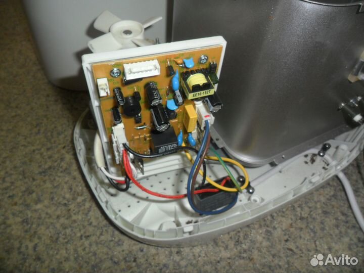 Хлебопечка scarlett SC-400 на запчасти