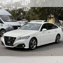 Toyota Crown 2.0 AT, 2018, 38 000 км, с пробегом, цена 3 650 000 руб.