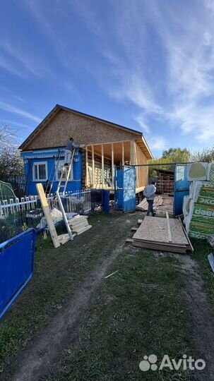 Бригада строителей