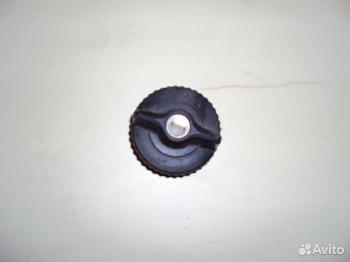 Крышка топливного бака Вито 638 Vito W638