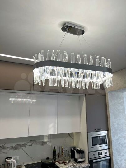 4-к. квартира, 100 м², 10/10 эт.