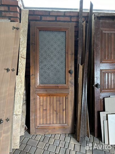 Двери межкомнатные из массива бу