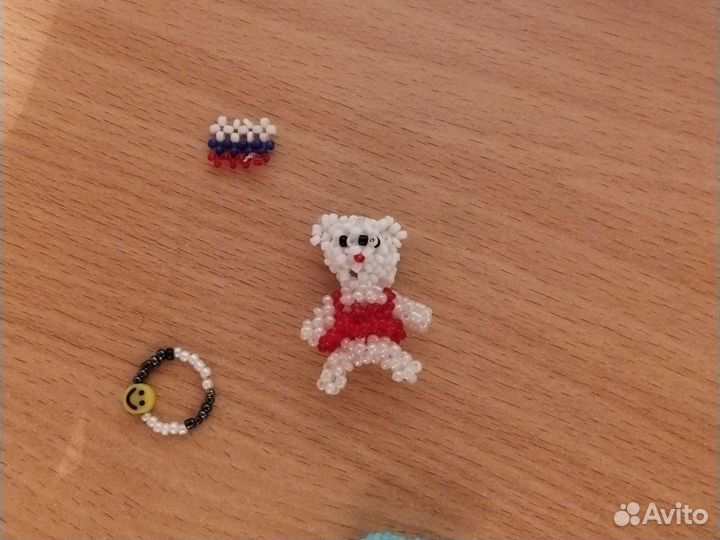 Медведь из бисера