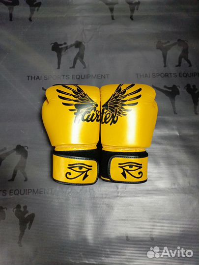 Боксёрские перчатки Fairtex