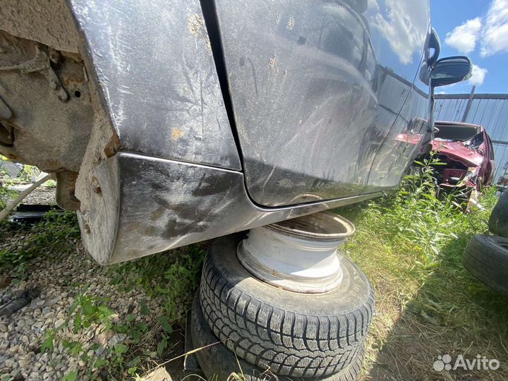 Пороги пластиковые на geely emgrand ec7