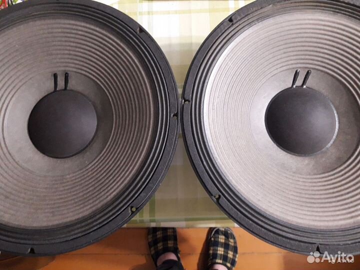 Динамики JBL2226HPL