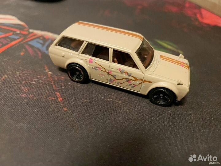 Модельки hot wheels