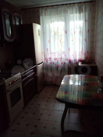 2-к. квартира, 46 м², 3/3 эт.