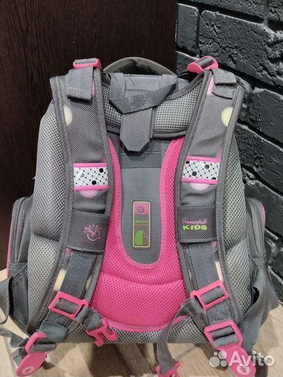 Рюкзак школьный hummingbird kids