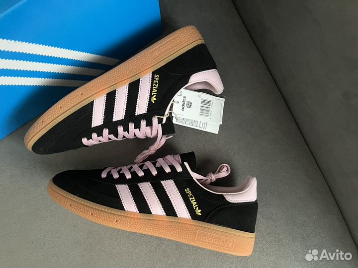 Кроссовки Adidas handball spezial black pink