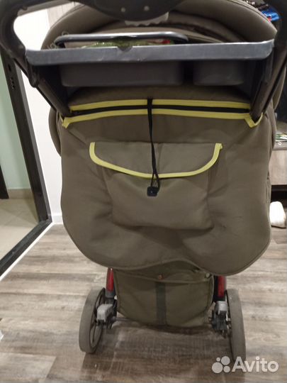 Коляска прогулочная