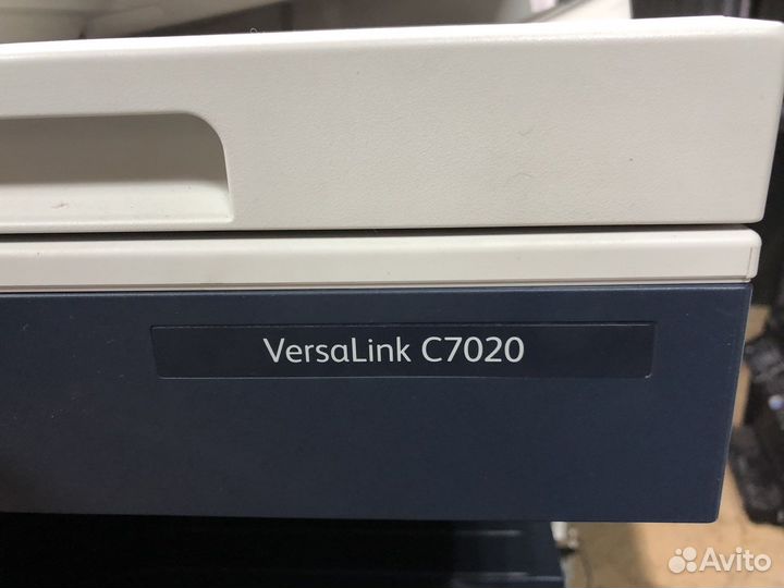 MFP цветной принтер Xerox C7020