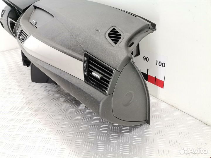 Торпедо панель передняя BMW X1 E84 Бмв