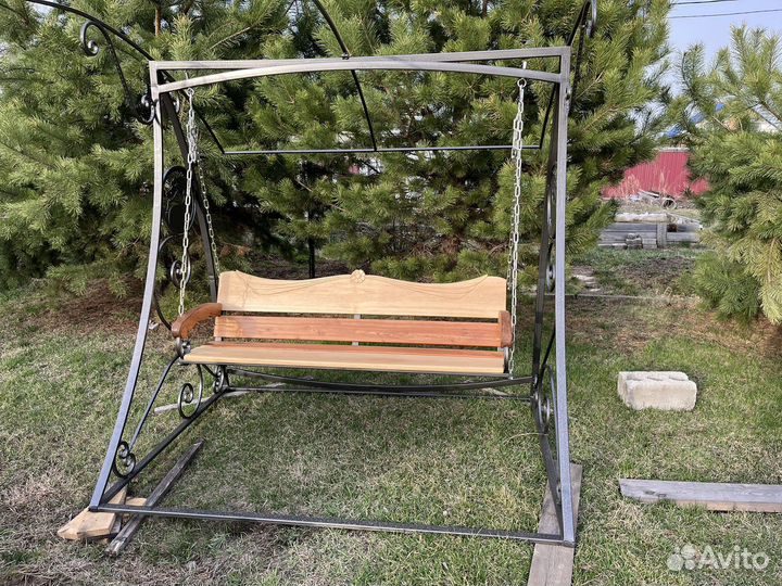 Садовая качеля