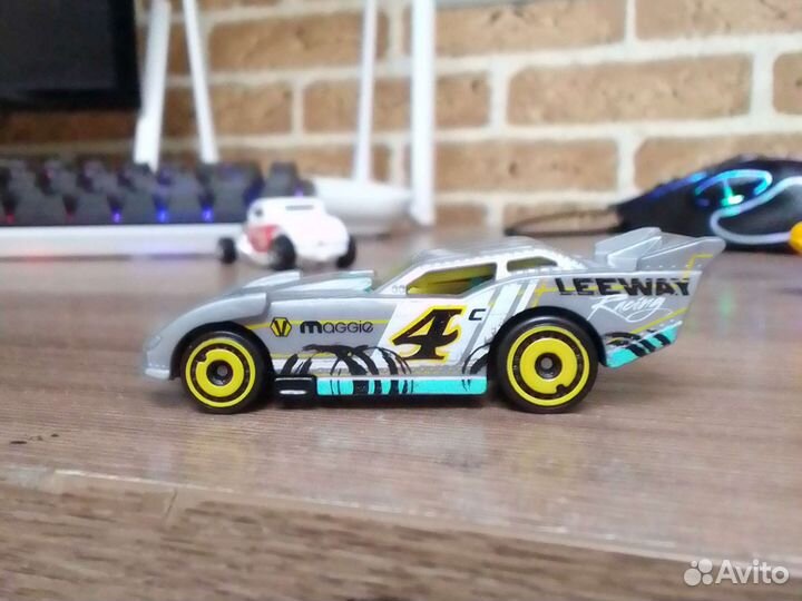 Развивающий автомобиль