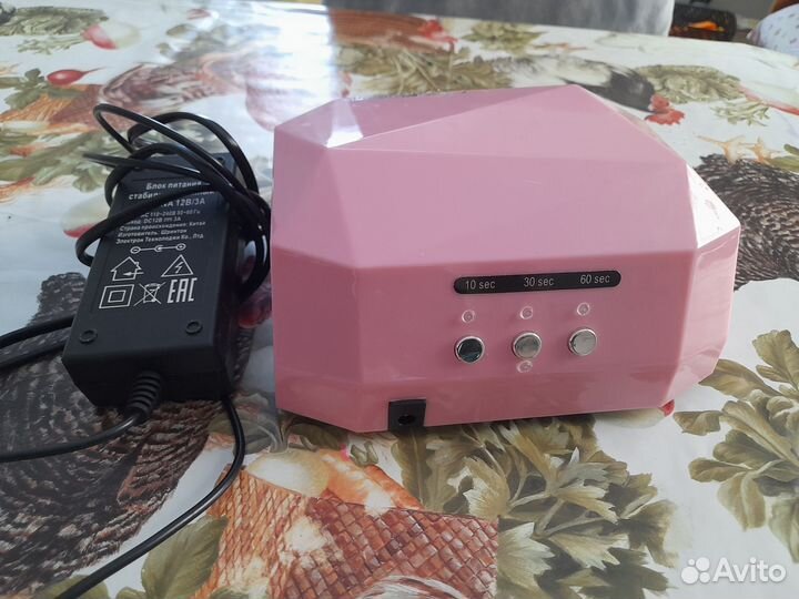 LED лампа для маникюра