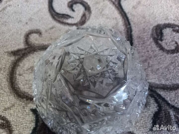 Салатник хрустальный с ободком маленький, с ладонь