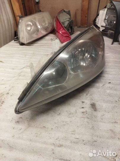 Фара левая Camry 30 Koito 33-66