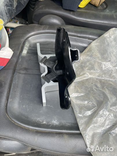 Опора двигателя лада ларгус