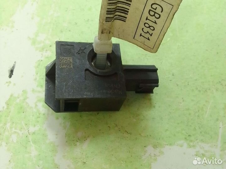 Датчик airbag Opel Astra J D68 A16XER 1.6 ecotec