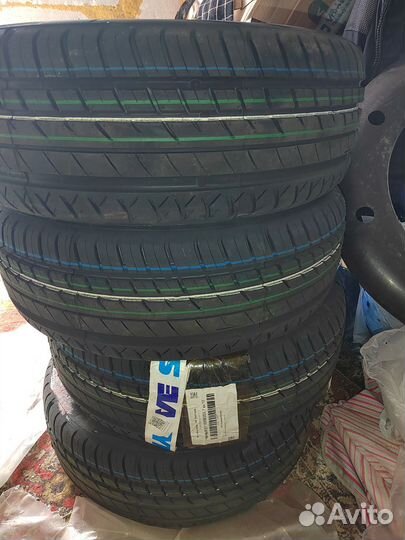 Viatti Strada Asimmetrico V-130 205/55 R16 91V