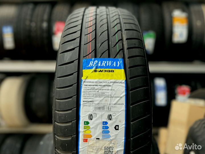 Bearway BW388 215/50 R17 130H