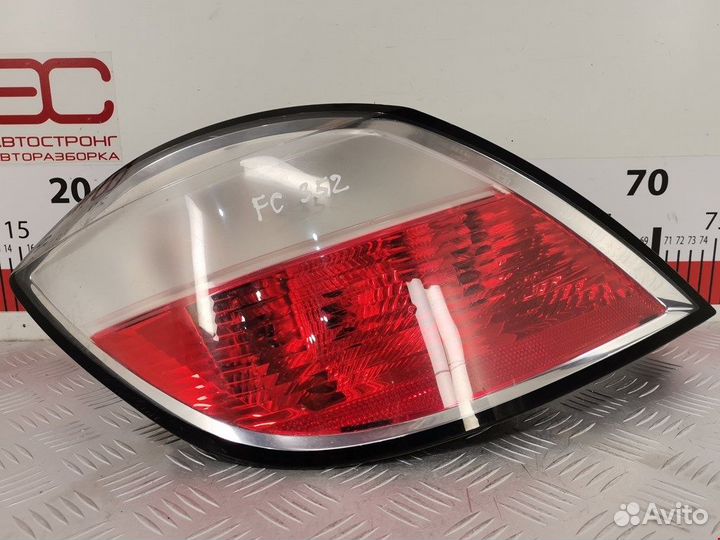 Фонарь задний левый габаритный для Opel Astra H