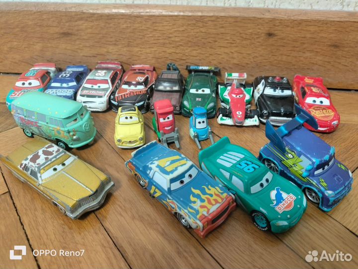 Машинки из мультфильма тачки