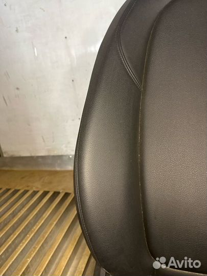 Сиденье переднее правое Bmw X1 F48 B47C20A 2016