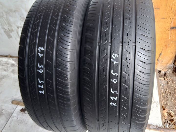 Dunlop Grandtrek ST30 225/65 R17 102H