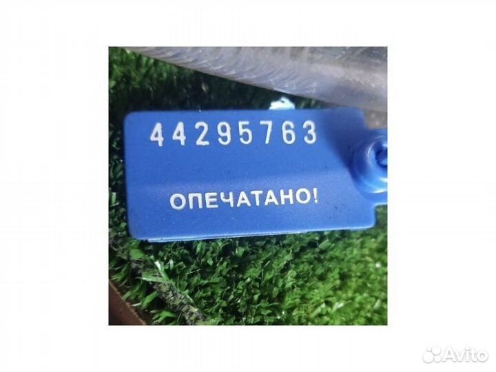 Фара противотуманная левая Chrysler 300M 3.5 2002