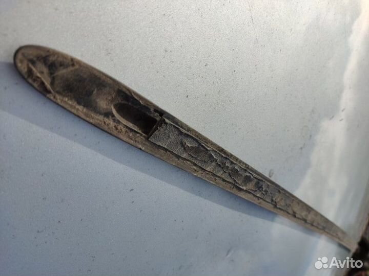 Молдинг двери передний левый Ford Mondeo 2 лифтбек