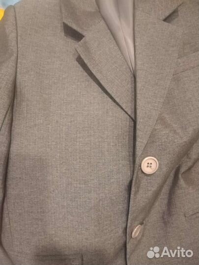 Школьный костюм для мальчика серый 140