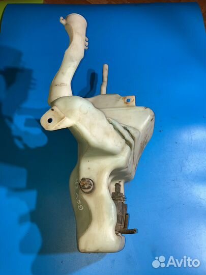 Бачок омывателя для Mitsubishi Space Star