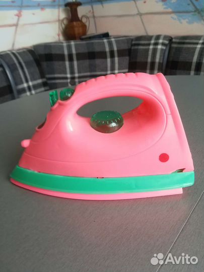 Детский утюг, музыкальный