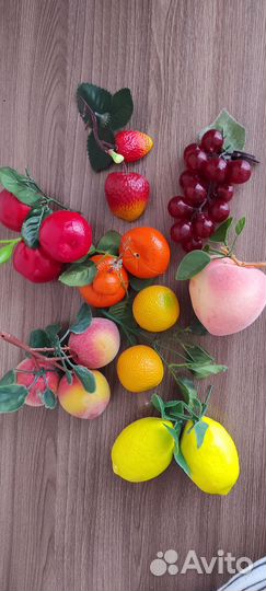 Муляжи фруктов. Большие