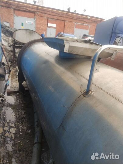 Бочка нержавеющая 6 м2